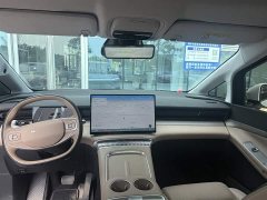 XPeng X9 640 AWD High Performance Max - ფოტო 3