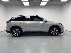 BAIC ARCFOX Alpha T5 Extended Range 1215 Yuan Jing Zhi Xing Version - ფოტო 6