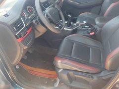 Dongfeng Fengxing T5 Prosperity Edition 1.6L Manual Dream-Building Version 5-Seater - ფოტო 9