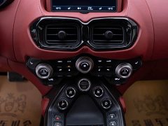 Aston Martin V8 Vantage 4.0T V8 Coupe - ფოტო 15