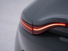 Aston Martin V8 Vantage 4.0T V8 Coupe - ფოტო 8