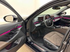 BMW 5 Series 530Li Premier Luxury Package - ფოტო 14