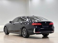 BMW 5 Series 530Li Premier Luxury Package - ფოტო 4