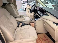 Buick GL8 2022 ES Land Respect 653T Luxury - ფოტო 9