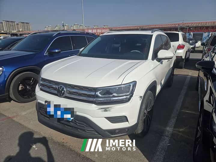 Volkswagen Touareg 2021 280TSI FWD Luxury Plus - ავტომობილი ჩინეთიდან