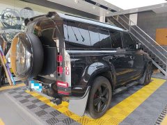 Land Rover Defender 110 3.0T P400 X-Dynamic HSE - ფოტო 6