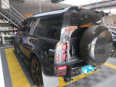 Land Rover Defender 110 3.0T P400 X-Dynamic HSE - ფოტო 7