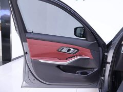 BMW 3 Series 325Li M Sport Package - ფოტო 18