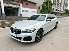 BMW 5 Series 530Li Luxury M Sport Package - ფოტო 1