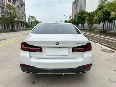 BMW 5 Series 530Li Luxury M Sport Package - ფოტო 3