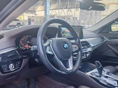 BMW 5 Series 530Li Luxury Edition Premium Package - ფოტო 10