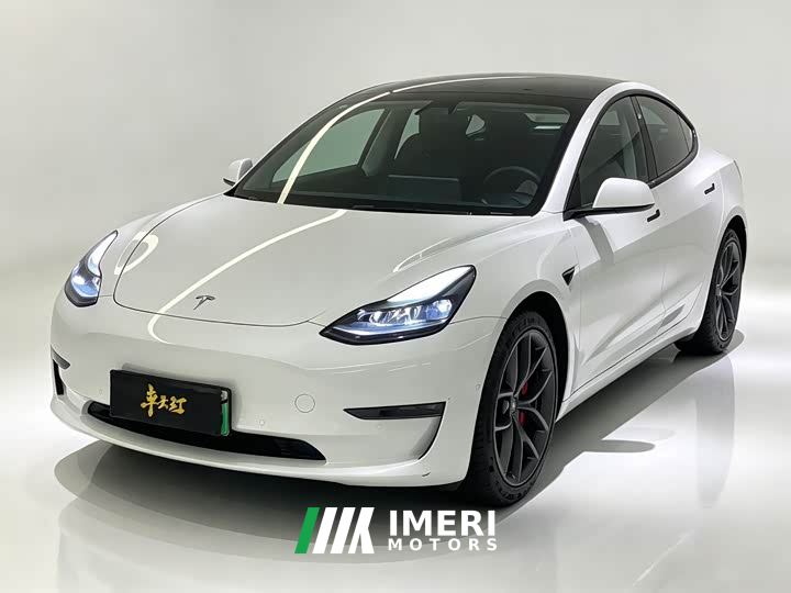 Tesla Model 3 Performance All-Wheel Drive