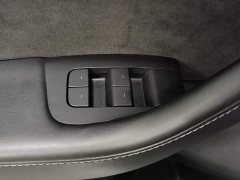 Tesla Model 3 Performance All-Wheel Drive - ფოტო 9