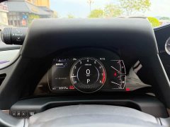 Lexus ES 200 Premium Edition - ფოტო 10