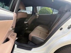 Lexus ES 200 Premium Edition - ფოტო 7