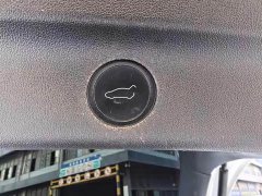 Tesla Model Y Long Range All-Wheel Drive - ფოტო 13