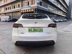 Tesla Model Y Long Range All-Wheel Drive - ფოტო 4