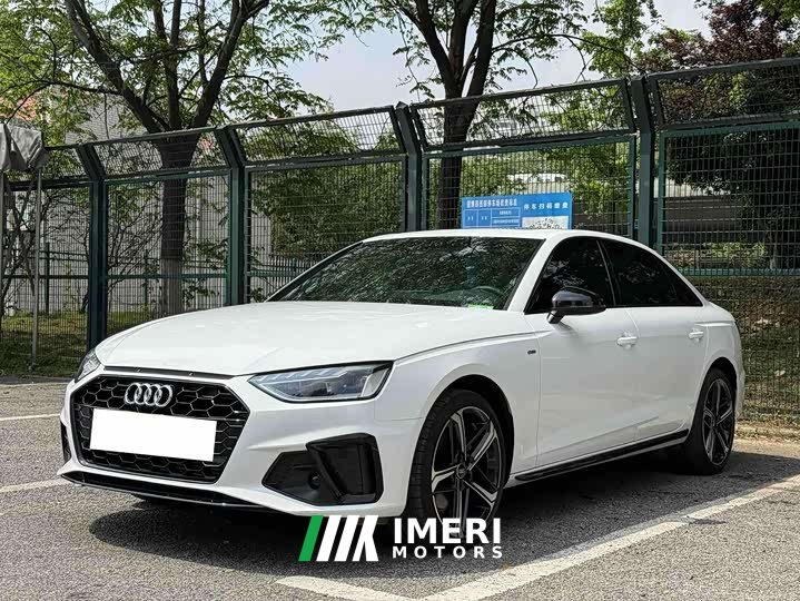 Audi A4L 40 TFSI Luxury Dynamic - ავტომობილი ჩინეთიდან