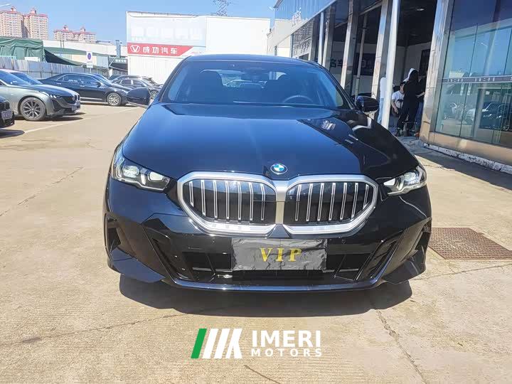 BMW 5 Series 530Li Luxury M Sport Package