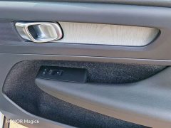 Volvo XC40 T4 AWD Smart Remote Luxury Edition - ფოტო 10