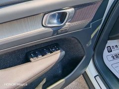 Volvo XC40 T4 AWD Smart Remote Luxury Edition - ფოტო 14