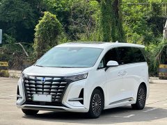 Denza D9 2022 DM-i 970 AWD Flagship - ფოტო 1
