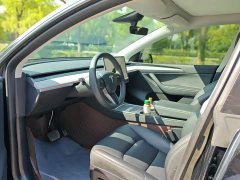 Tesla Model Y Rear-Wheel Drive - ფოტო 9