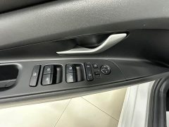 Hyundai Elantra 1.5L CVT Luxury - ფოტო 13