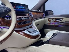 Mercedes-Benz Vito 2.0T Business Edition 7-Seater - ფოტო 7