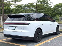 Li Auto i8 Standard Edition - ფოტო 3