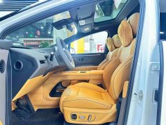 Li Auto i8 Standard Edition - ფოტო 6