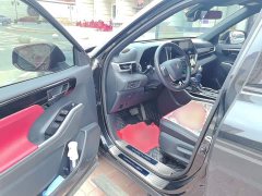 Toyota Crown Venza 2.5L HEV FWD Base - ფოტო 12