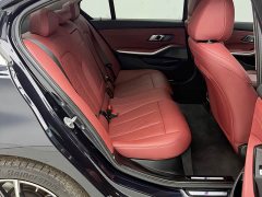BMW 3 Series 320Li M Sport Package - ფოტო 11