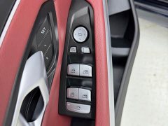 BMW 3 Series 320Li M Sport Package - ფოტო 9
