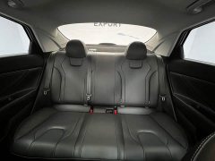 Hyundai Elantra 1.5L CVT Luxury - ფოტო 15
