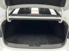 Hyundai Elantra 1.5L CVT Luxury - ფოტო 16