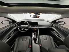 Hyundai Elantra 1.5L CVT Luxury - ფოტო 8