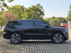 Lincoln Explorer 2.0T AWD EcoBoost Hybrid Elite - ფოტო 4