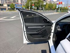 Geely Emgrand 2023 4th Generation Champion Edition 1.5L CVT Luxury - ფოტო 13