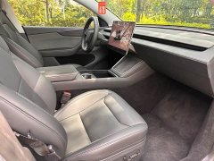 Tesla Model Y Rear-Wheel Drive - ფოტო 12