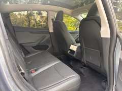 Tesla Model Y Rear-Wheel Drive - ფოტო 13