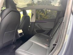Tesla Model Y Rear-Wheel Drive - ფოტო 15