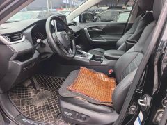 Toyota Venza 2020 2.0L CVT AWD Luxury - ფოტო 4