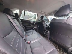 Toyota Venza 2020 2.0L CVT AWD Luxury - ფოტო 8