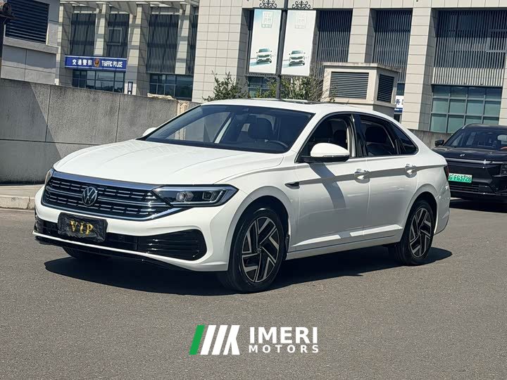 Volkswagen Sagitar 300TSI DSG Excellence Edition