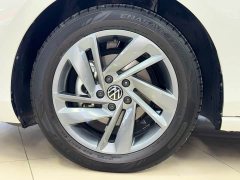 Volkswagen Lingdu L 280TSI DSG Dazzling Red Edition - ფოტო 19