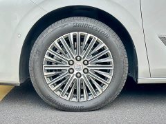 Buick GL8 New Energy Luxe Premium 7-Seater - ფოტო 11