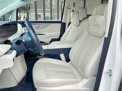 Buick GL8 New Energy Luxe Premium 7-Seater - ფოტო 12