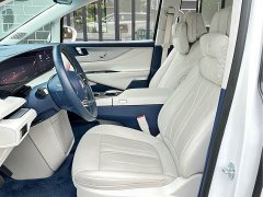 Buick GL8 New Energy Luxe Premium 7-Seater - ფოტო 13