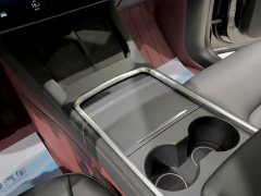 Tesla Model Y Rear-Wheel Drive - ფოტო 9